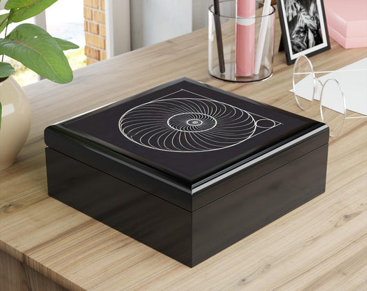 Elegant Rubberwood Jewelry Box